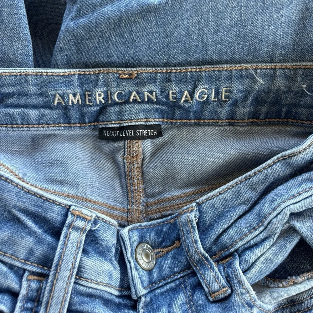 Womens American Eagle Super Stretch Super Hi-Rise Distressed Jegging, Size‎ 6L